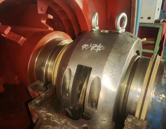 高壓電機1600kw準(zhǔn)備出廠